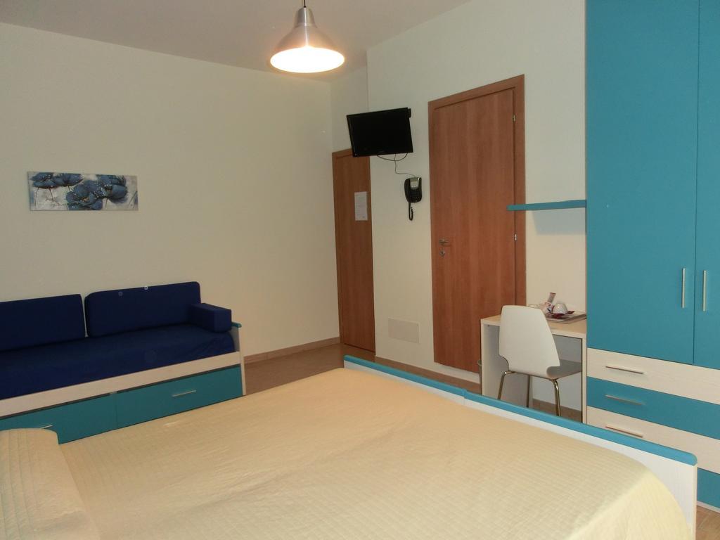 Hotel Rhc Roma Exterior foto